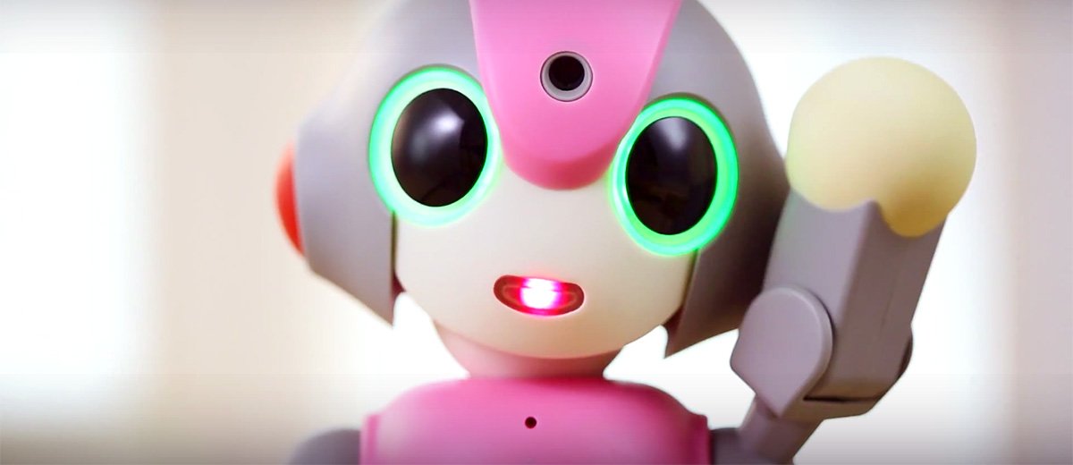 meebo-robot-maternelle-creche-enfants-japon