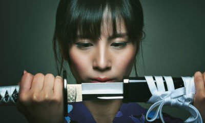 katana-joshi-femmes-japonaises-sabre-mode